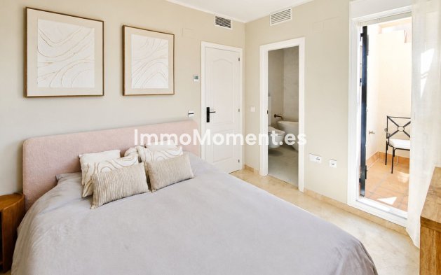 Resale - Detached villa - Manilva - La Duquesa
