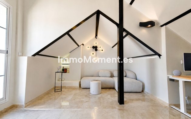 Resale - Detached villa - Manilva - La Duquesa