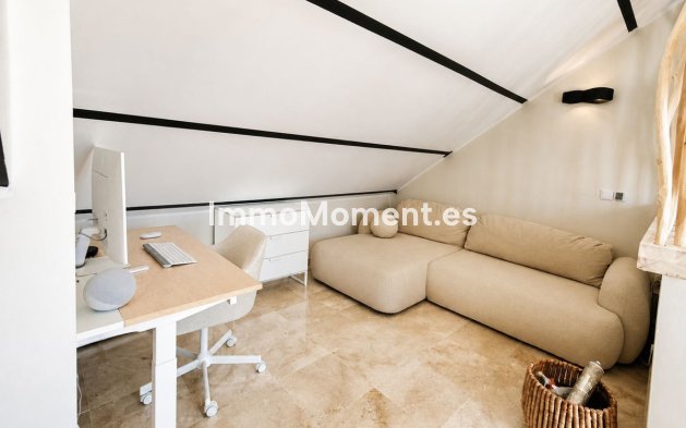 Resale - Detached villa - Manilva - La Duquesa