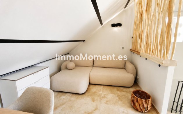 Resale - Detached villa - Manilva - La Duquesa