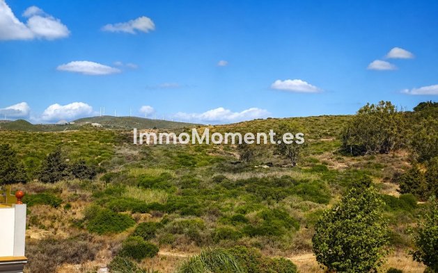 Resale - Detached villa - Manilva - La Duquesa