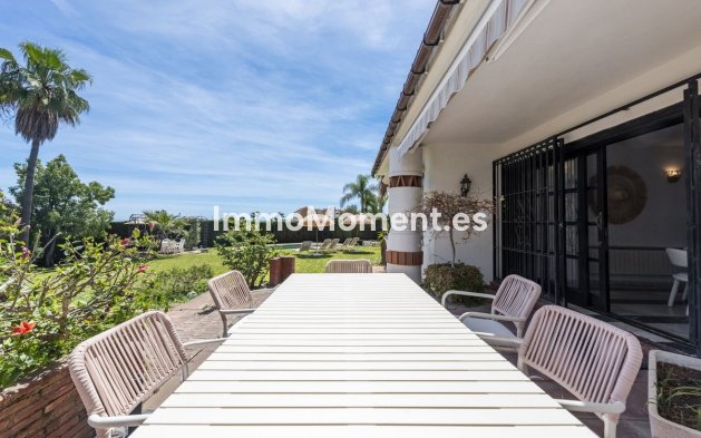 Wiederverkauf - Freistehende Villa - Estepona  - Atalaya