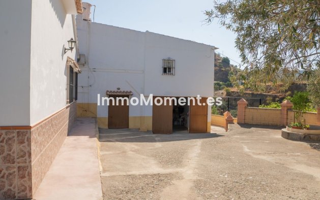 Revente - Maison de campagne - Intérieur                       - Alora