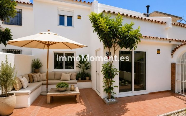 Wiederverkauf - Reihenhaus - Estepona  - Atalaya