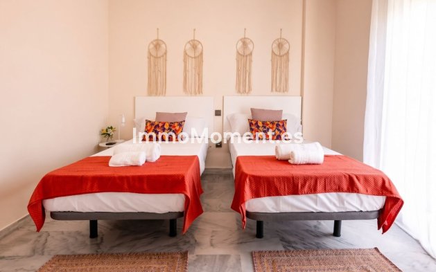 Reventa - Villa independiente - Marbella - Marbella Centro