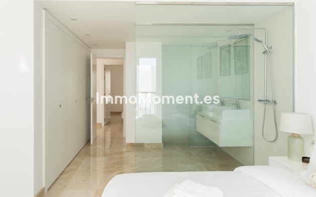Resale - Apartment - Benahavís - Benahavís Centro
