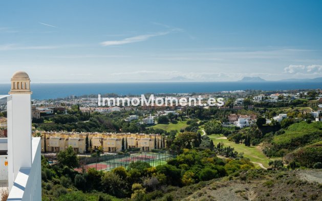 Resale - Apartment - Benahavís - Benahavís Centro