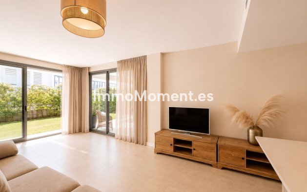 Wiederverkauf - Wohnung - Estepona  - Selwo