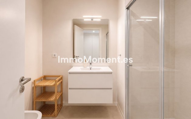 Wiederverkauf - Wohnung - Estepona  - Selwo