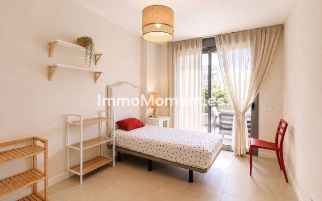Wiederverkauf - Wohnung - Estepona  - Selwo