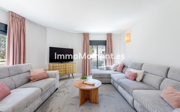 Wiederverkauf - Wohnung - Torremolinos - La Carihuela