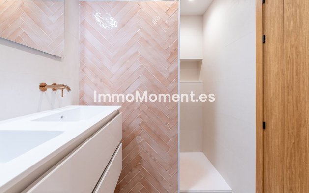 Wiederverkauf - Wohnung - Torremolinos - La Carihuela