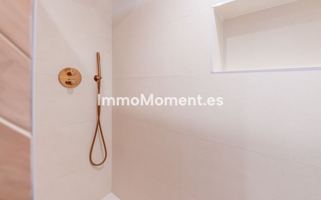 Wiederverkauf - Wohnung - Torremolinos - La Carihuela