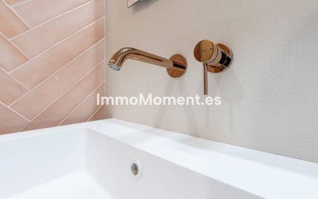 Wiederverkauf - Wohnung - Torremolinos - La Carihuela