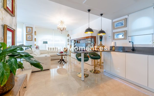Wiederverkauf - Wohnung - Benalmadena - Benalmadena Centro