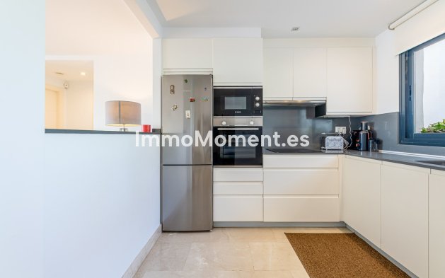 Resale - Apartment - Casares - Casares Centro