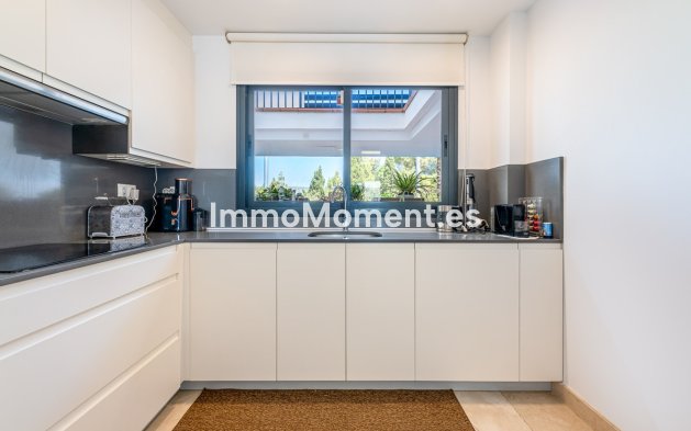 Resale - Apartment - Casares - Casares Centro