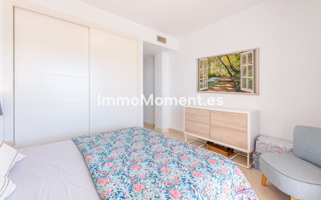 Resale - Apartment - Casares - Casares Centro