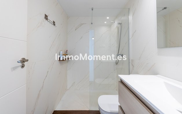 Resale - Apartment - Casares - Casares Centro