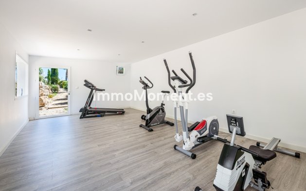 Resale - Apartment - Casares - Casares Centro