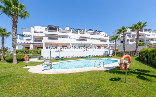 Resale - Apartment - Casares - Casares Centro