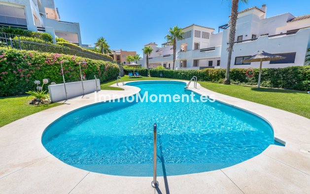 Resale - Apartment - Casares - Casares Centro