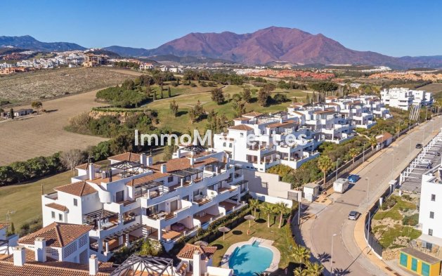 Resale - Apartment - Casares - Casares Centro