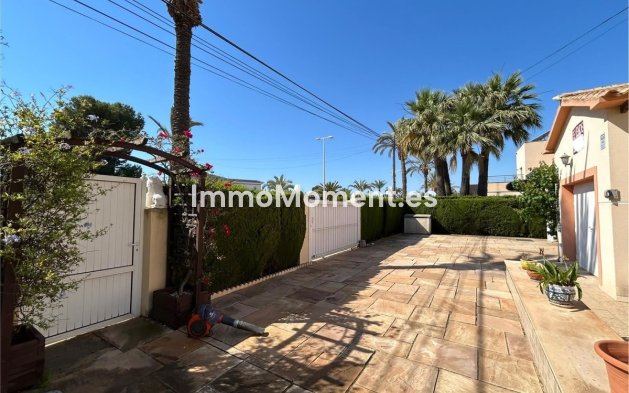 Wiederverkauf - Freistehende Villa - Orihuela Costa - Cabo roig - La Zenia