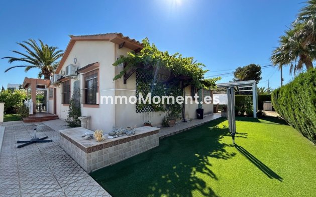 Wiederverkauf - Freistehende Villa - Orihuela Costa - Cabo roig - La Zenia