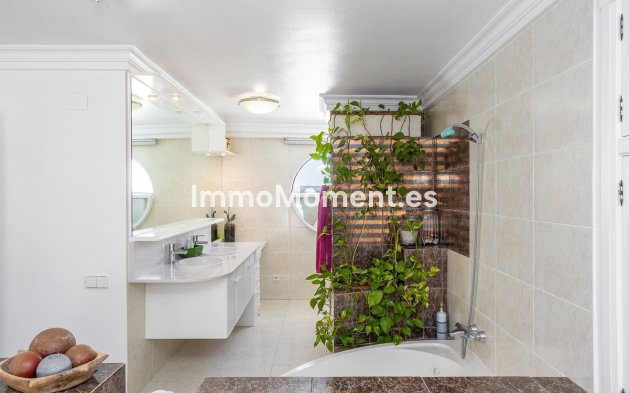 Wiederverkauf - Freistehende Villa - Torrevieja - Torrevieja Centro