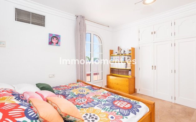 Wiederverkauf - Freistehende Villa - Torrevieja - Torrevieja Centro