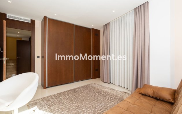 Wiederverkauf - Freistehende Villa - Orihuela Costa - Villamartín