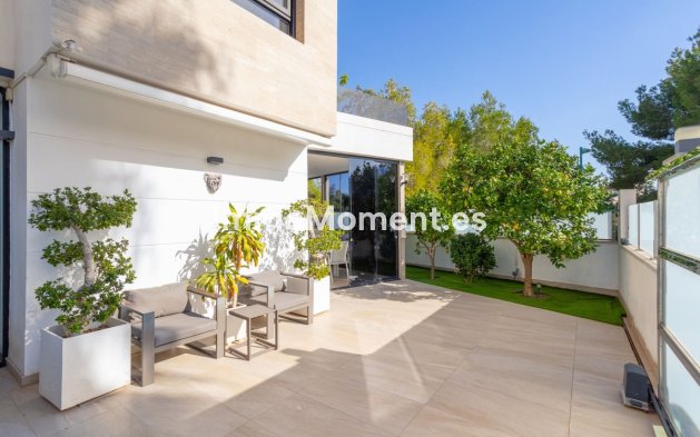 Wiederverkauf - Freistehende Villa - Orihuela Costa - Villamartín