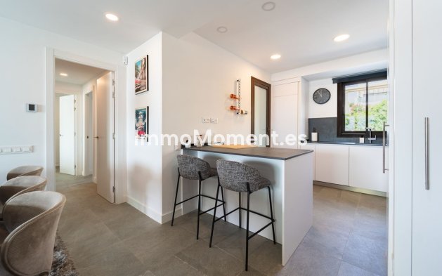 Wiederverkauf - Wohnung - Estepona  - Estepona Centro