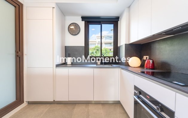 Wiederverkauf - Wohnung - Estepona  - Estepona Centro