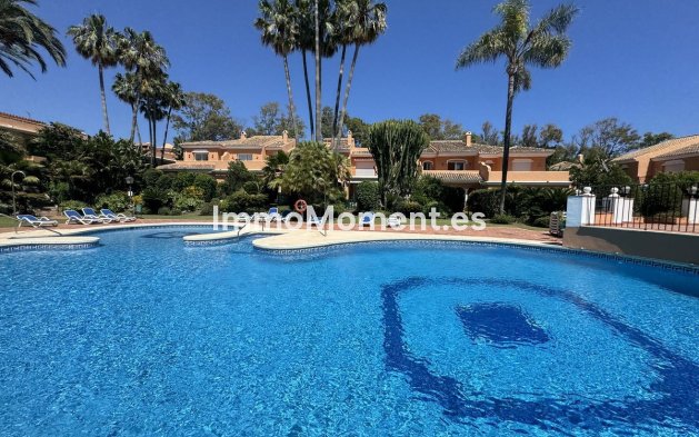 Wiederverkauf - Freistehende Villa - Estepona  - New Golden Mile
