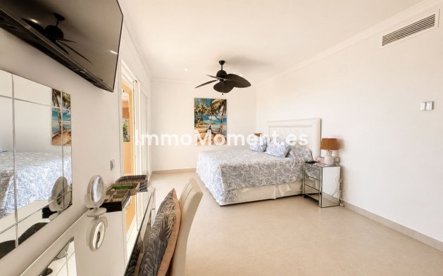 Wiederverkauf - Freistehende Villa - Estepona  - New Golden Mile