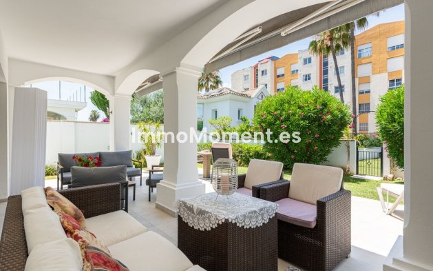 Wiederverkauf - Freistehende Villa - Estepona  - Atalaya