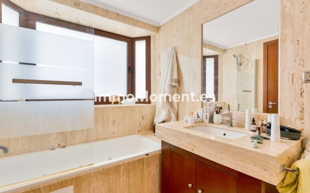 Bestaande woning - Appartement - Marbella - Nueva Andalucía