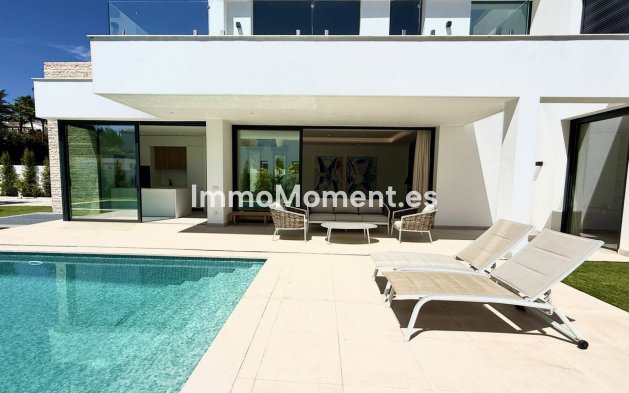 Neubau - Freistehende Villa - Estepona  - New Golden Mile
