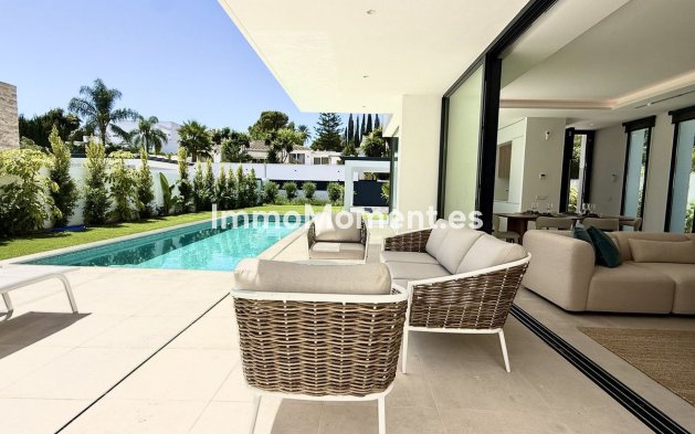 Neubau - Freistehende Villa - Estepona  - New Golden Mile