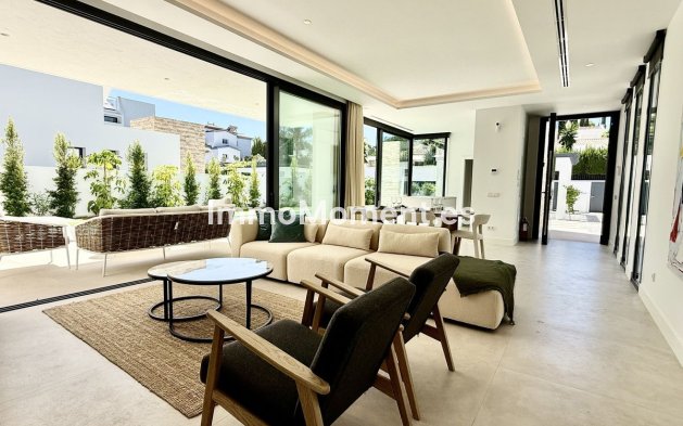 Neubau - Freistehende Villa - Estepona  - New Golden Mile