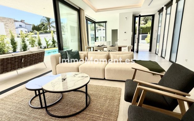 Neubau - Freistehende Villa - Estepona  - New Golden Mile