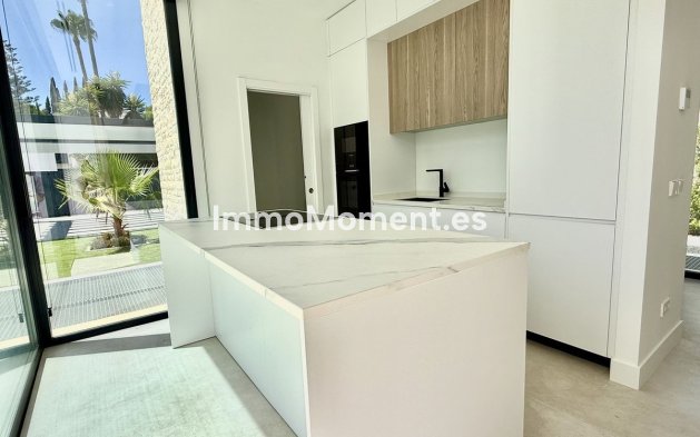 Neubau - Freistehende Villa - Estepona  - New Golden Mile