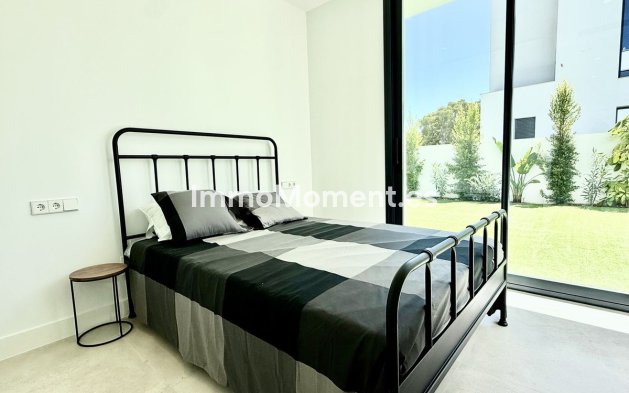 Neubau - Freistehende Villa - Estepona  - New Golden Mile