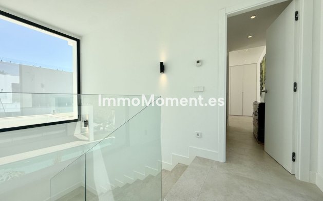 Neubau - Freistehende Villa - Estepona  - New Golden Mile