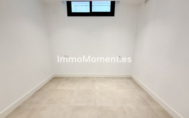 Neubau - Freistehende Villa - Estepona  - New Golden Mile