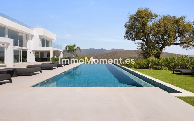 Resale - Detached villa - Marbella - La Mairena