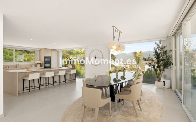 Resale - Detached villa - Marbella - La Mairena