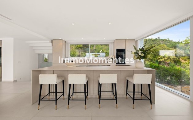 Resale - Detached villa - Marbella - La Mairena